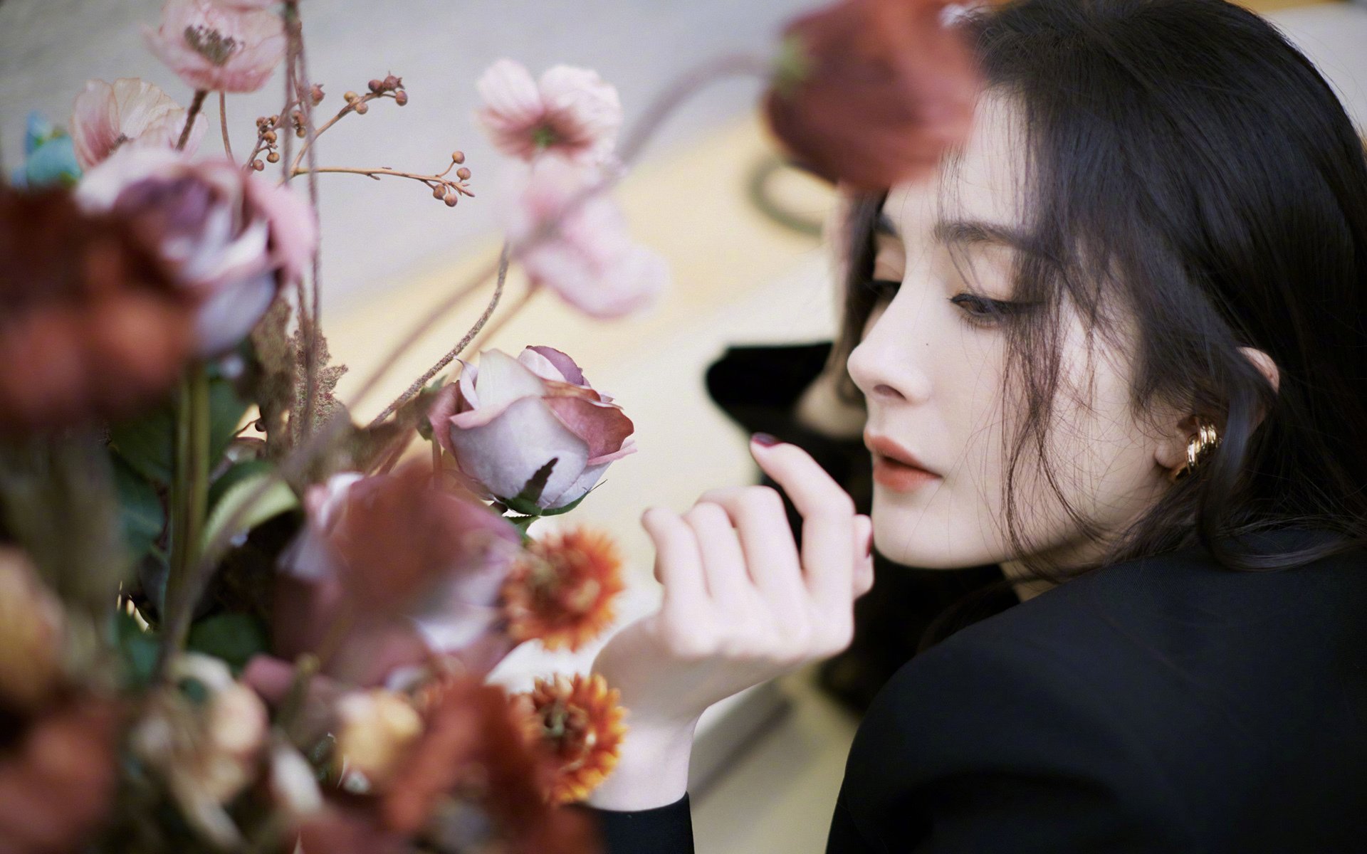 开云体育官网-两个故乡，一个赛场，季后赛抢七战中的唯一安哥拉