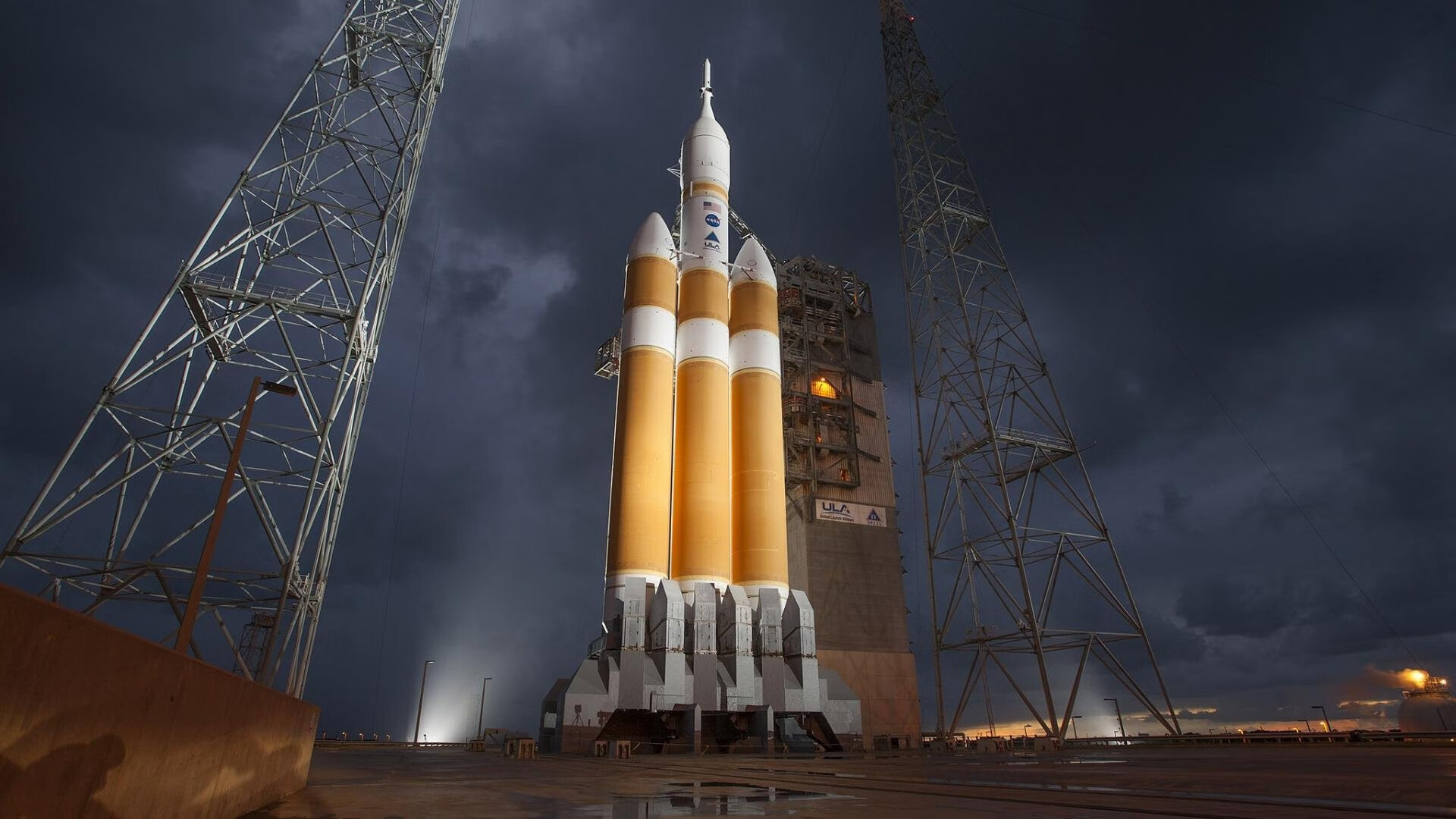 双城记，爱德华兹的孤星闪耀与纽约的铁血洪流