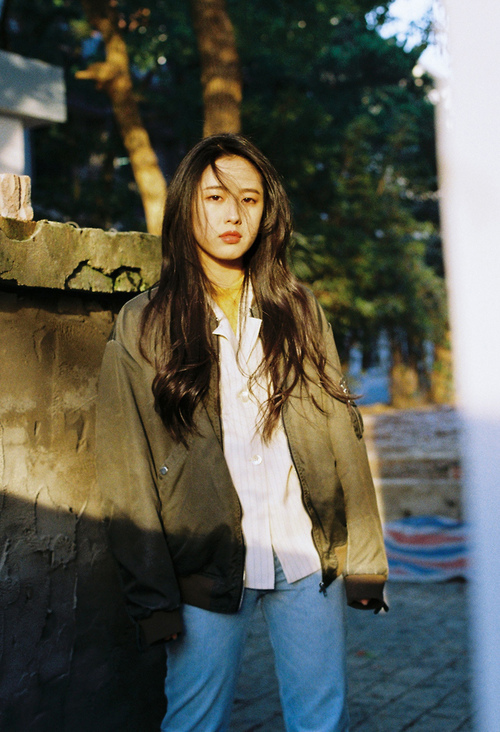 疆界消融之战,利拉德于跨洋焦点对决中书写领袖新篇