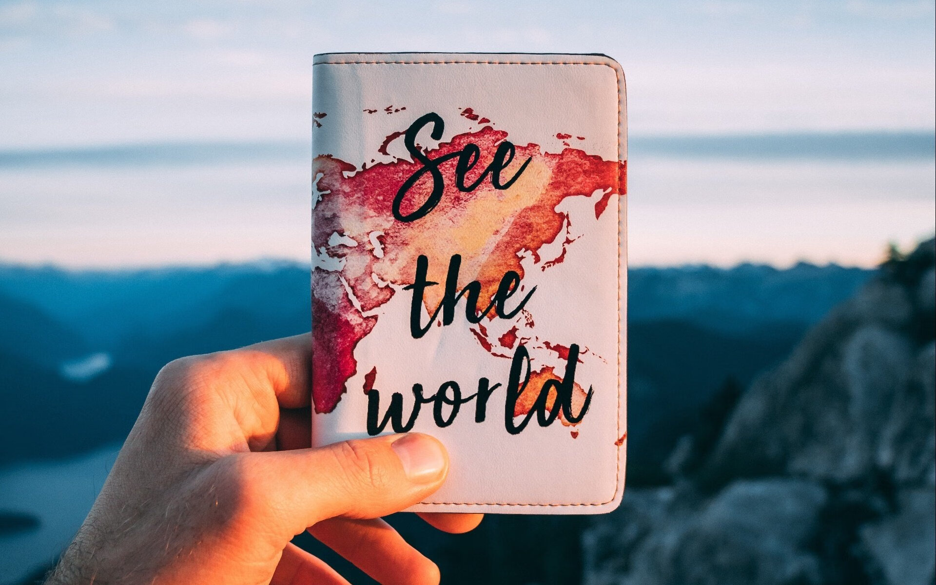 开云体育在线-双线告捷，生死两重天，摩洛哥血洗波兰，德布劳内携替补奇兵绝杀—2026世界杯E组关键战全景纪实